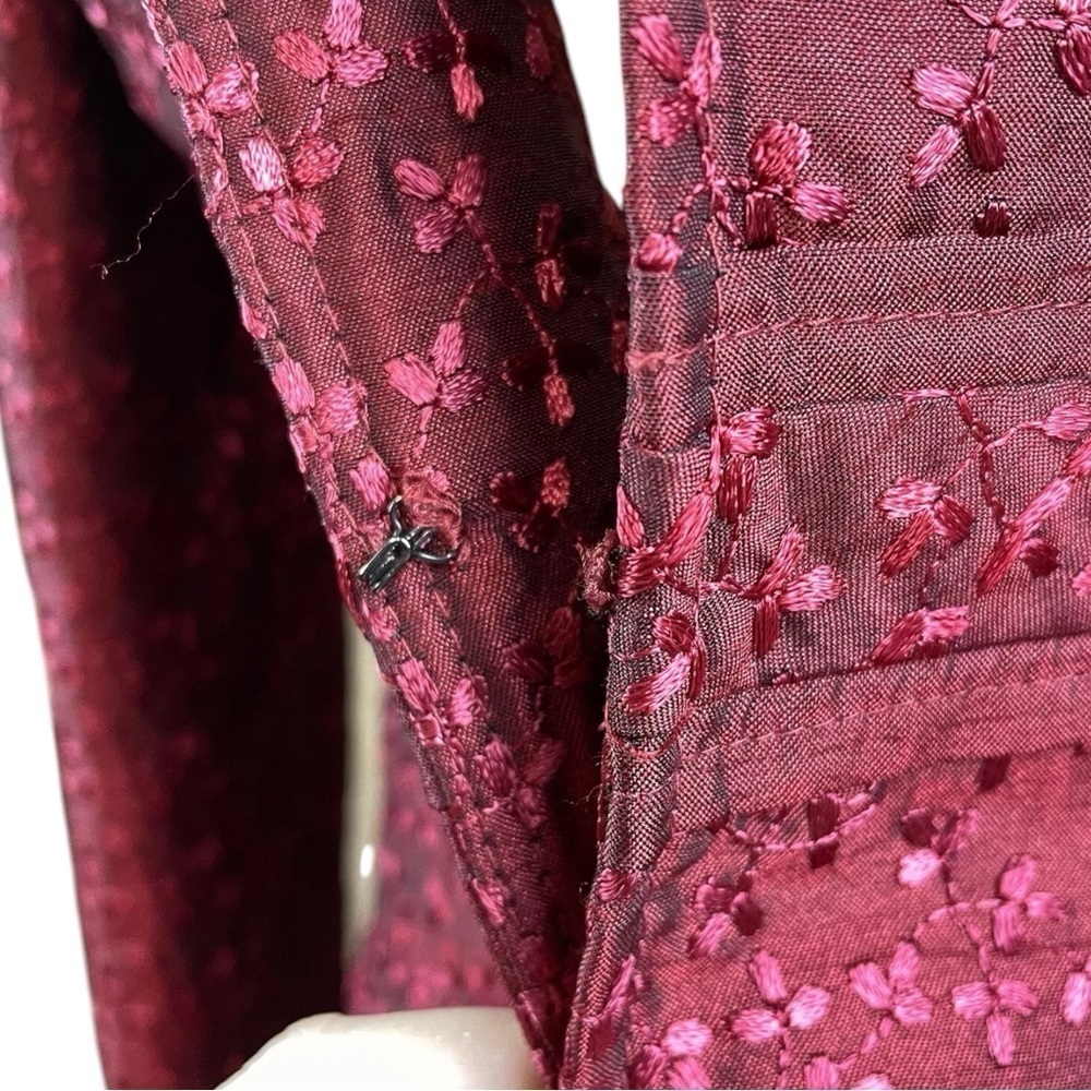 Nipon Boutique Embroidered Floral Leaf Collarless Formal Jacket Maroon Size 4 - Picture 5 of 8